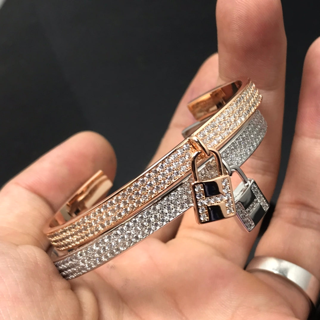 Hermes Kelly Open Cadenas Diamond Bracelet
