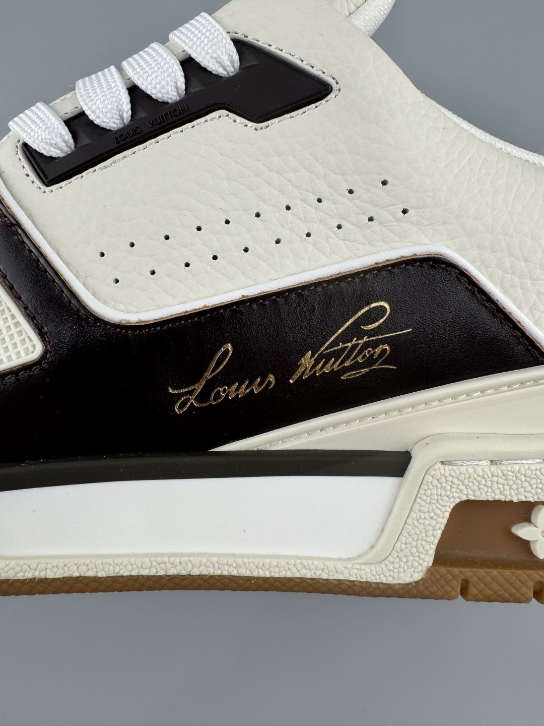 Louis Vuitton White & Black Low-Top Sneakers — detail